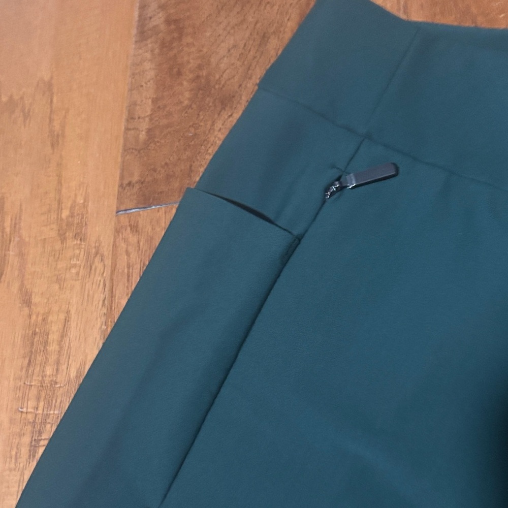 Athleta Stellar Trousers in Forest Green - Picture 3 of 3